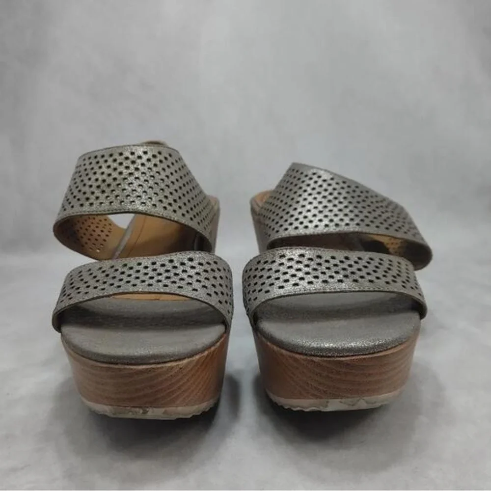 Trask Phoebe Wedge‎ Sandal Metallic Bronze Tan Size 8 Leather Upper 3